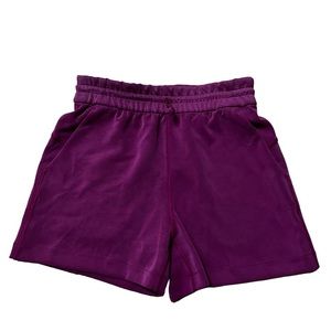 Lululemon Purple Softstreme High-Rise Shorts 4" Size 4